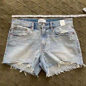 A&F Mid Rise Boyfriend Shorts